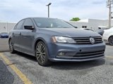 Used 2016 Volkswagen Jetta Sport w/ Lighting Package image 2