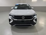 Certified 2023 Volkswagen Taos SE image 2