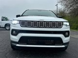 New 2025 Jeep Compass Limited image 2