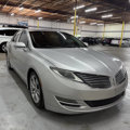 Used 2013 Lincoln MKZ image 4