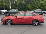 Used 2024 Hyundai Elantra Limited image 4