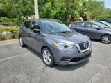 Used 2020 Nissan Kicks S image 4