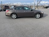 Used 2015 Nissan Altima 2.5 SV image 2