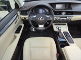 Used 2017 Lexus ES 350 image 4