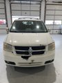 Used 2010 Dodge Grand Caravan SXT image 3