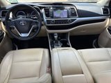 Used 2018 Toyota Highlander XLE w/ Protection Package #3 image 4