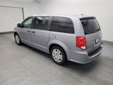 Used 2019 Dodge Grand Caravan SE w/ UConnect Hands-Free Group image 3