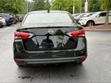 Used 2022 Nissan Versa SV image 5