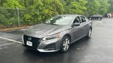 Used 2024 Nissan Altima 2.5 S image 2