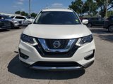 Used 2019 Nissan Rogue SV image 2