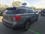 Certified 2022 Ford Explorer XLT w/ Equipment Group 202A image 4