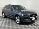 Used 2022 Volvo XC60 B5 Momentum image 2