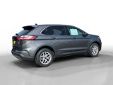 Used 2023 Ford Edge SEL image 5