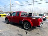 Used 2015 Nissan Frontier PRO-4X image 3