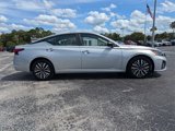 Used 2024 Nissan Altima 2.5 SV image 3