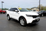 Used 2021 Kia Sorento LX image 3