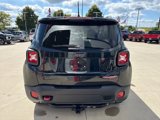 Used 2015 Jeep Renegade Trailhawk w/ Premium Leather Group image 5