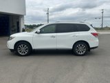 Used 2015 Nissan Pathfinder SV image 4