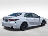 Used 2023 Toyota Camry SE image 5