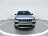 New 2025 Jeep Compass Latitude image 3