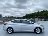 Used 2016 Hyundai Elantra SE image 2