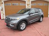 Used 2022 Ford Explorer XLT w/ Equipment Group 202A image 3