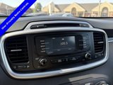 Used 2017 Kia Sorento LX image 3