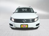 Used 2016 Volkswagen Tiguan S image 2