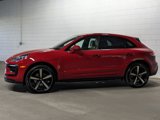 Used 2025 Porsche Macan image 2