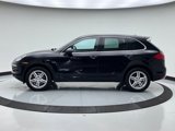 Used 2014 Porsche Cayenne Diesel Platinum Edition image 2