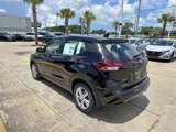 New 2025 Nissan Kicks Play S image 4