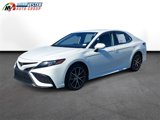 Used 2023 Toyota Camry SE image 2
