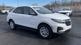 Certified 2023 Chevrolet Equinox LS w/ LS Convenience Package image 2