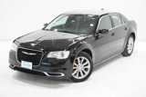 Used 2019 Chrysler 300 Touring L w/ Quick Order Package 22F image 2