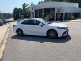 Used 2021 Toyota Camry SE image 2