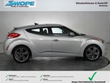 Used 2017 Hyundai Veloster Value Edition image 2