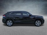 Used 2021 Volkswagen Atlas Cross Sport SEL image 2