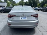Used 2020 Volkswagen Jetta SE image 4