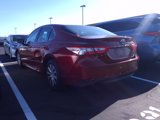 Used 2018 Toyota Camry LE image 4