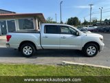 Used 2018 Nissan Titan SV image 5