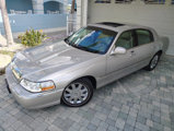 Used 2003 Lincoln Town Car Cartier image 4