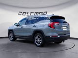 Used 2023 GMC Terrain SLT image 3