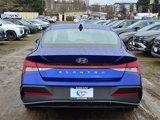New 2025 Hyundai Elantra SE image 6