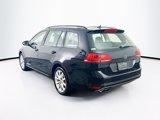 Used 2017 Volkswagen Golf SE image 5