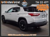 Used 2021 Chevrolet Traverse LT image 2