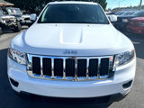 Used 2013 Jeep Grand Cherokee Laredo w/ Laredo E Group image 2