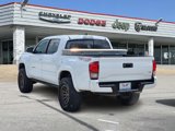 Used 2017 Toyota Tacoma TRD Sport w/ Premium & Technology Package image 4