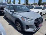 Used 2024 Nissan Kicks SV image 2