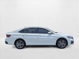 Used 2023 Volkswagen Jetta SE image 3