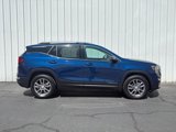 Used 2023 GMC Terrain SLT image 2